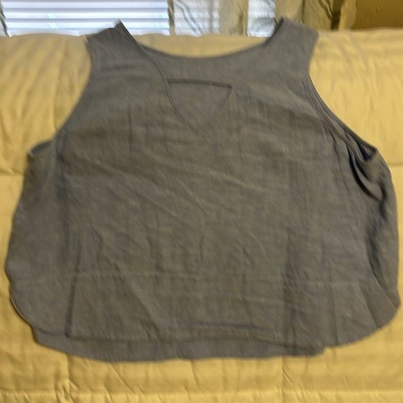 LOFT Barback Cropped Chambray Shell, Size L - Picture 6 of 6